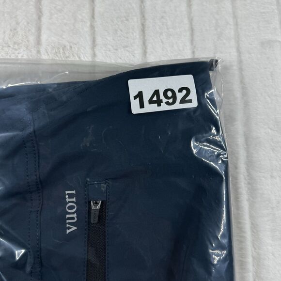 Vuori Agility Unlined Shorts Men's Size XL Blue 7" Inseam Elastic Waist Stretch - Picture 14 of 14